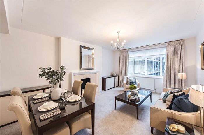 1 Bedroom Terraced House To Rent In Richmond Court, Sloane Street, SW1X