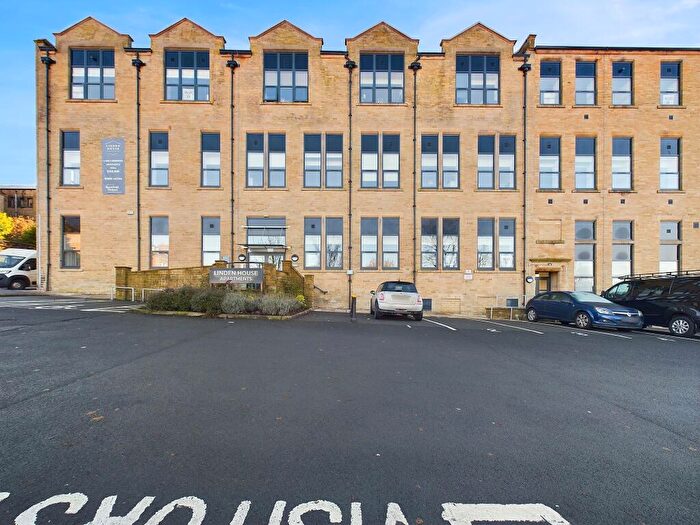 2 Bedroom Flat For Sale In Linden Road, Linden House Linden Road, BB8