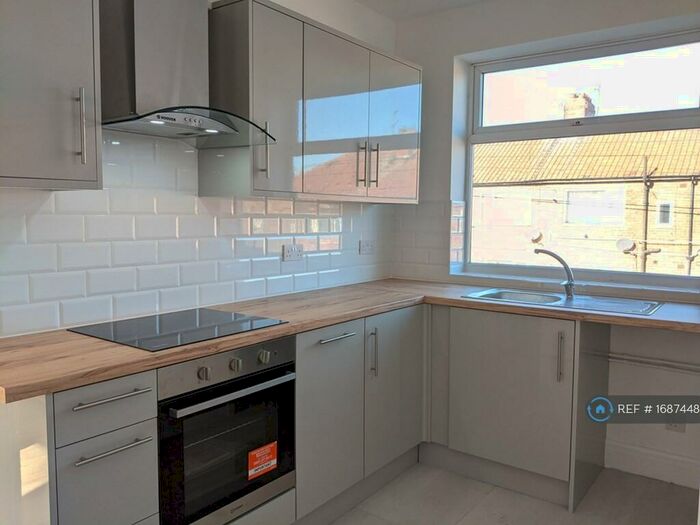 2 Bedroom Flat To Rent In Benson Road, Newcastle Upon Tyne, NE6