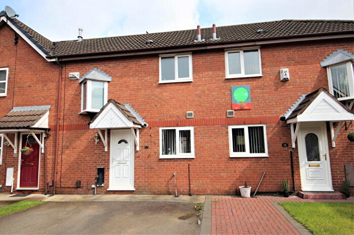 2 Bedroom Terraced House To Rent In Tweedsdale Close, Whitefield, Manchester, M45
