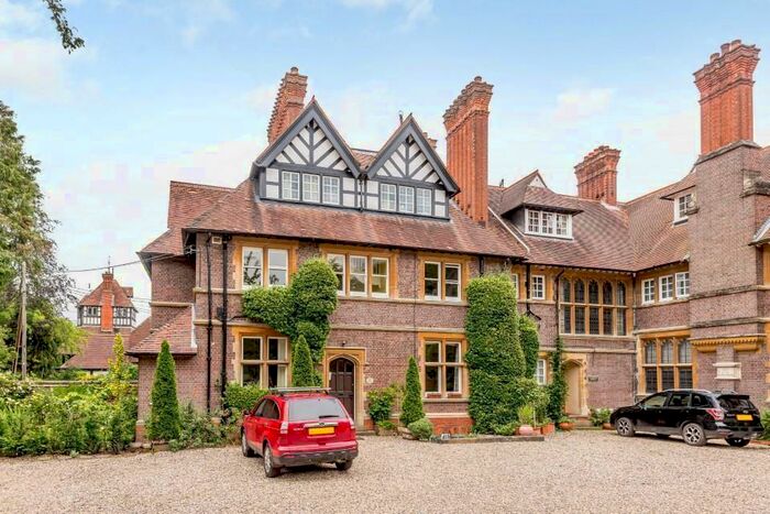 1 Bedroom Apartment To Rent In Maidenhatch, Pangbourne, Reading, Berkshire, RG8