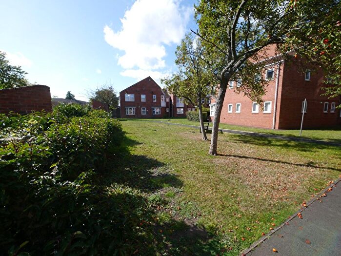 1 Bedroom Flat For Sale In Saker Place, Wallsend, NE28