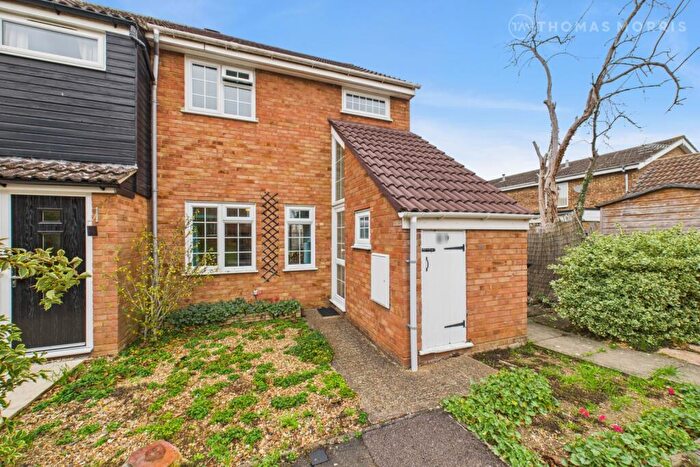 4 Bedroom End Of Terrace House For Sale In Osprey Road, Biggleswade, Bedfordshire, SG18