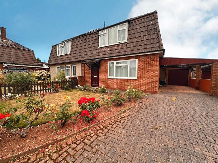 3 Bedroom Semi-Detached House For Sale In Beaufort Close, Sampford Peverell, EX16