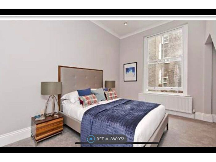 2 Bedroom Flat To Rent In Powis Square, London, W11