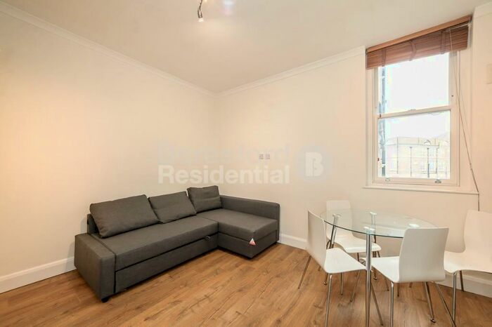 4 Bedroom Flat To Rent In Peckham High Street, London, SE15