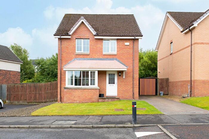 3 Bedroom Detached House For Sale In Muirhead Place, Reddingmuirhead, FK2