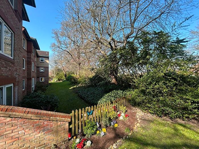 2 Bedroom Flat For Sale In Danesmead Close, Fulford, YO10