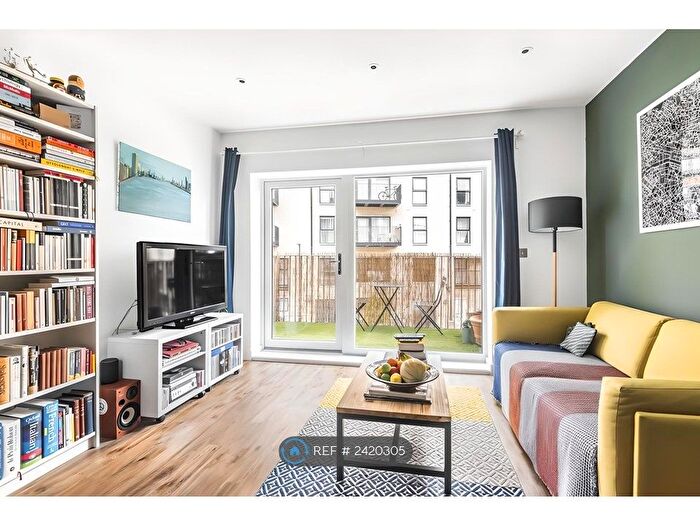 1 Bedroom Flat To Rent In Tovell Court, London, SE18