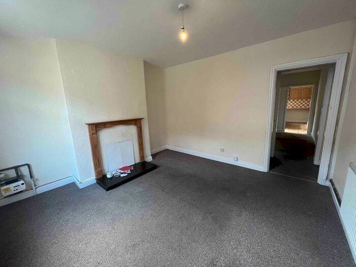 2 Bedroom House To Rent In Duke Street, CV11