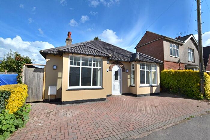 4 Bedroom Detached Bungalow To Rent In Leicester Road, Shepshed, Leicestershire, LE12