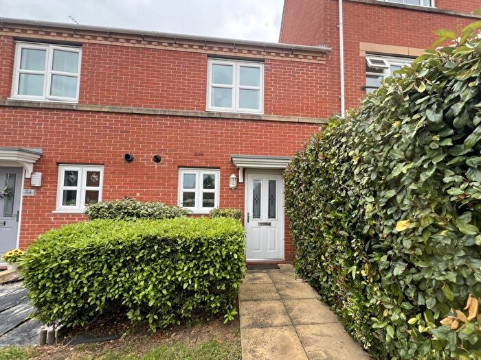 2 Bedroom Terraced House To Rent In Alma Road, Banbury, Oxon, OX16