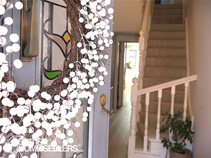 3 Bedroom Terraced House For Sale In Avondale Road, Coventry, West Midlands, CV5