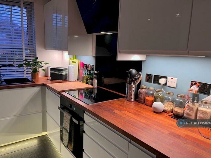 1 Bedroom Flat To Rent In Dunkery Road, London, SE9