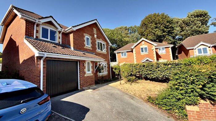 4 Bedroom Detached House For Sale In The Drive, Weston-super-Mare, BS23