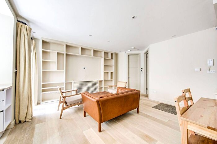 1 Bedroom Flat To Rent In Petersham Mews, South Kensington, London, SW7