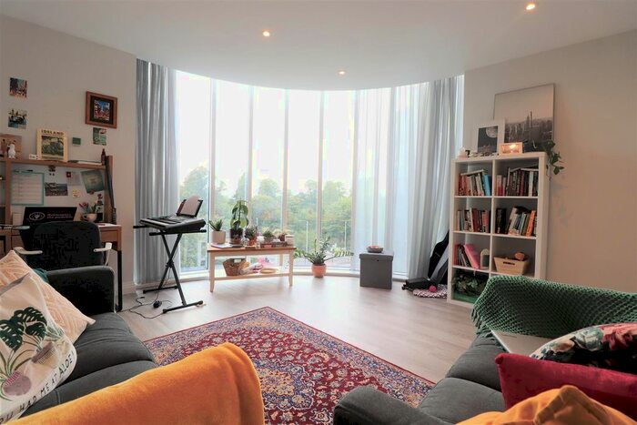 1 Bedroom Flat To Rent In Panorama Apartments, Uxbridge, UB8