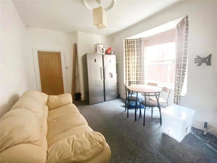 1 Bedroom Property To Rent In Upperton Road, Leicester, Leicestershire, LE3