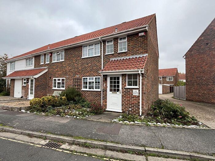 3 Bedroom Terraced House For Sale In Whitefriars Meadow, Sandwich, CT13