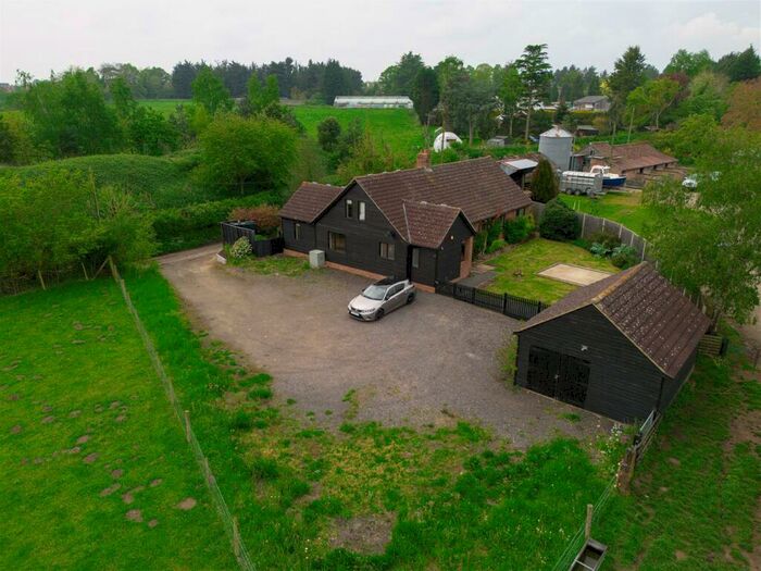 4 Bedroom Detached Bungalow For Sale In Spikes Lane, Stowmarket, IP14