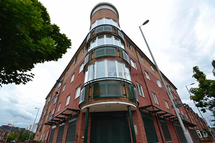 2 Bedroom Apartment To Rent In Stretford Road, Hulme, Manchester., M15