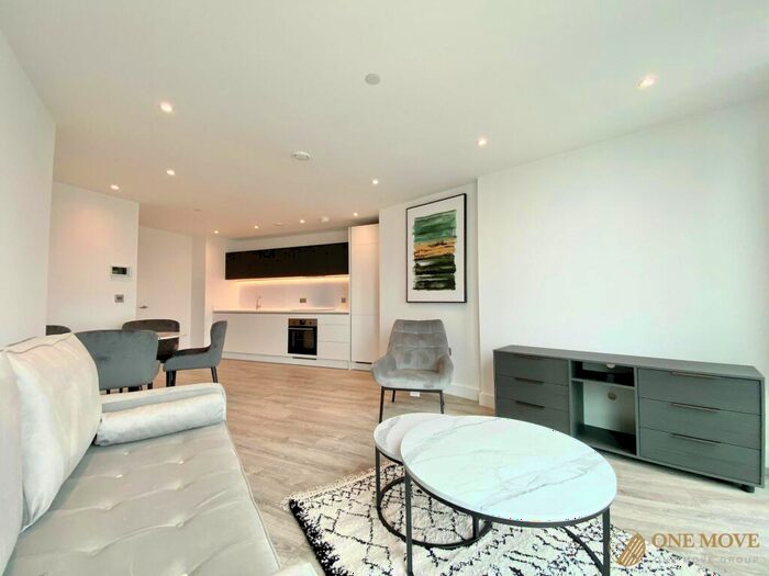 1 Bedroom Flat To Rent In Thr, Silvercroft St, M15