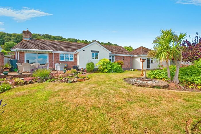 3 Bedroom Detached Bungalow For Sale In Ellicombe Meadow, Minehead, TA24