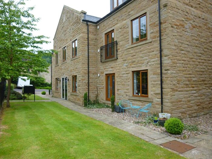 2 Bedroom Flat To Rent In The Loft, Spring Grove, Hebden Bridge, West Yorkshire, HX7
