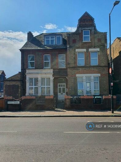 1 Bedroom Flat To Rent In Rokesly Avenue, London, N8
