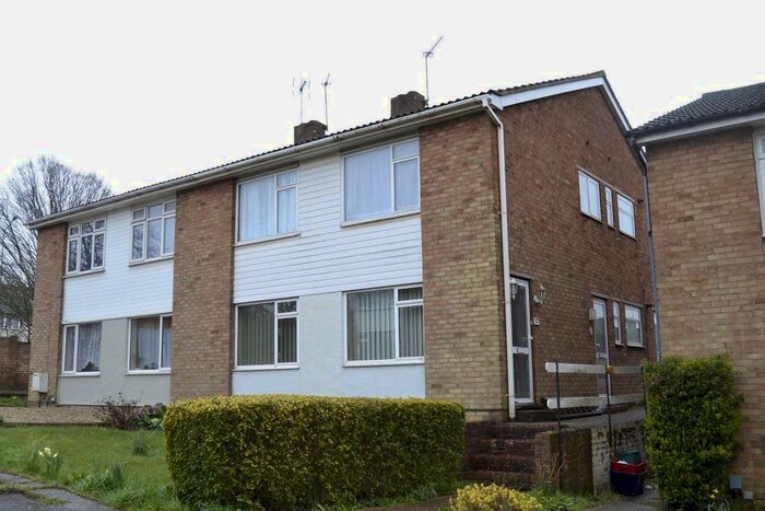 2 Bedroom Flat To Rent In Suffolk Close, Colchester, CO4