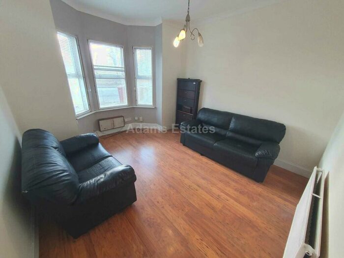 2 Bedroom Flat To Rent In London Road, Reading, RG1