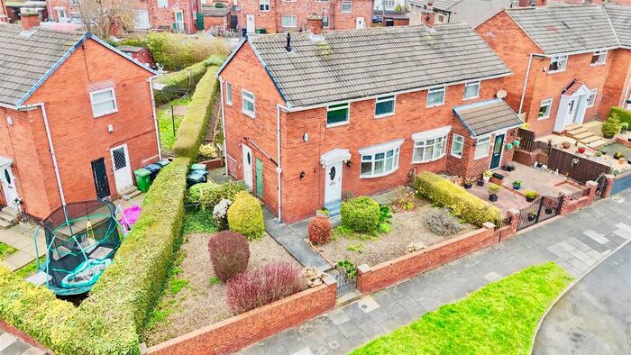 2 Bedroom Semi-Detached House To Rent In Staneway, Leam Lane, Gateshead, NE10
