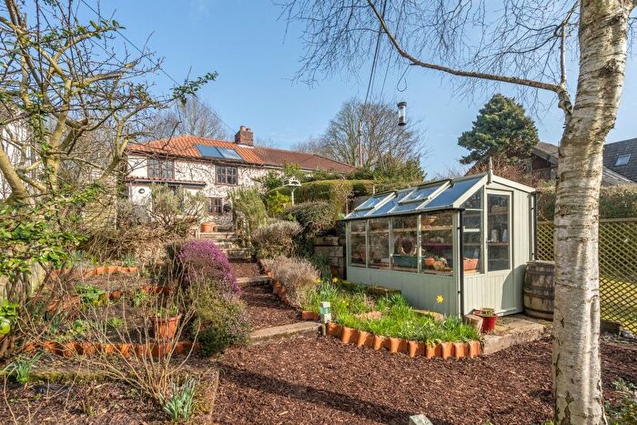 3 Bedroom Cottage For Sale In Hillside Loke, Roughton, Norwich, NR11