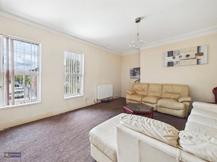 3 Bedroom Flat To Rent In Albert Avenue, Anlaby Road, Kingston Upon Hull, HU3