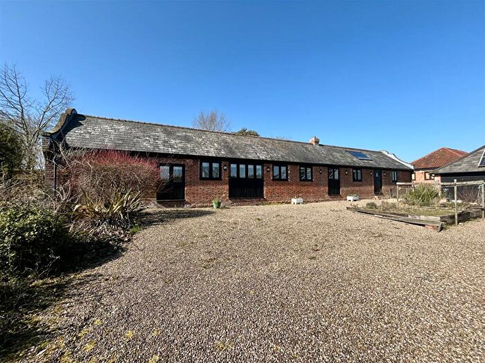 3 Bedroom Barn Conversion For Sale In Hall Lane, Tharston, NR15