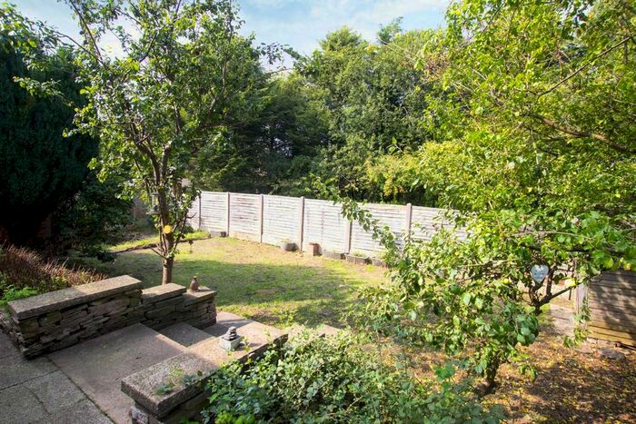 2 Bedroom Detached Bungalow To Rent In Beech Grove, Darwen, BB3