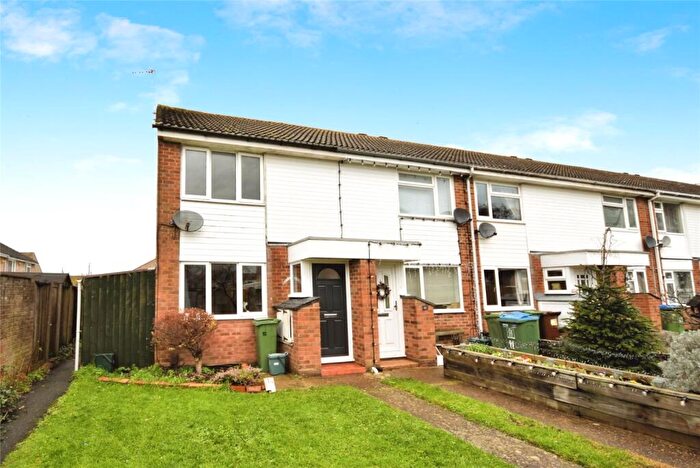 2 Bedroom House To Rent In Ditchingham Close, Aylesbury, HP19