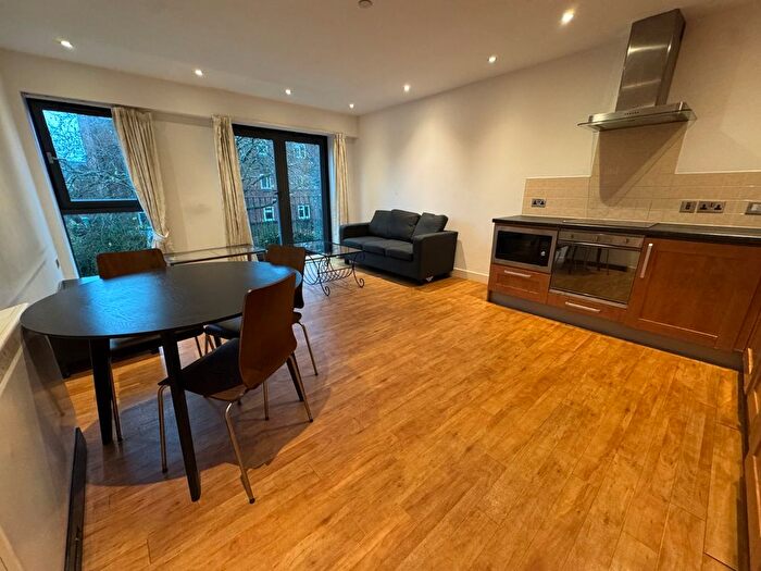 2 Bedroom Flat To Rent In Bluecoat House, Nottingham, Nottinghamshire, NG1