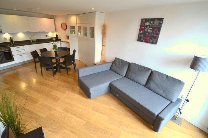 2 Bedroom Flat To Rent In Webber Street, Borough, SE1