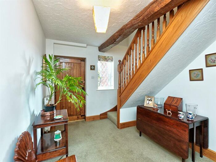 4 Bedroom Detached House For Sale In Stoneley Green, Burland, Cheshire, CW5