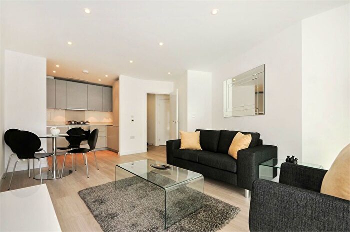 1 Bedroom Flat To Rent In Tennyson Apartments, Saffron Central Square, Wellesley Road, CR0