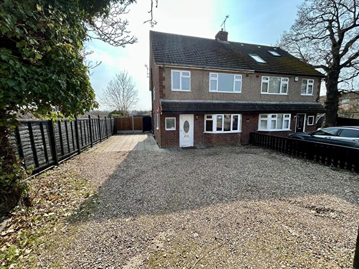 5 Bedroom Semi-Detached House For Sale In Upshire Road, Waltham Abbey, EN9