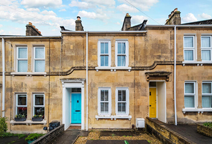2 Bedroom Terraced House For Sale In West Avenue, Bath, Somerset, BA2