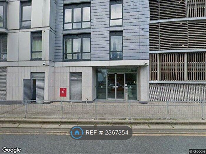 2 Bedroom Flat To Rent In Hermitage, Reading, RG1