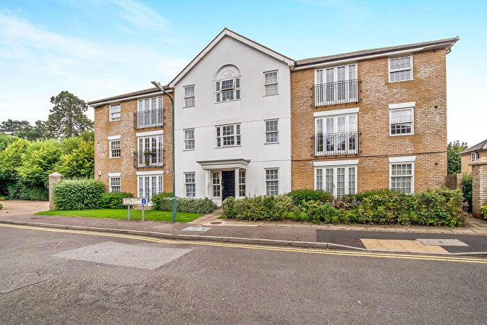2 Bedroom Flat To Rent In Fennel Close, Maidstone, Kent, ME16