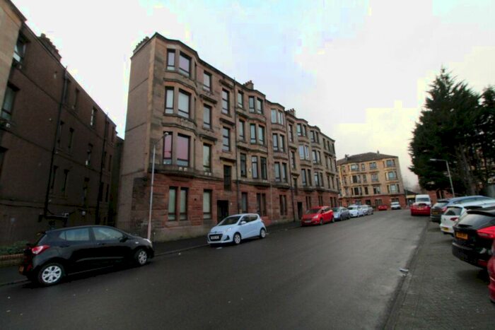 1 Bedroom Flat To Rent In Harcourt Drive, Glasgow, G31
