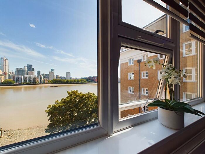 2 Bedroom Flat For Sale In Custom House Reach, Odessa Street, SE16