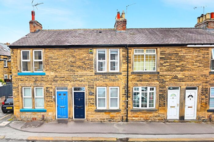 2 Bedroom Terraced House For Sale In Elmwood Street, Harrogate, HG1