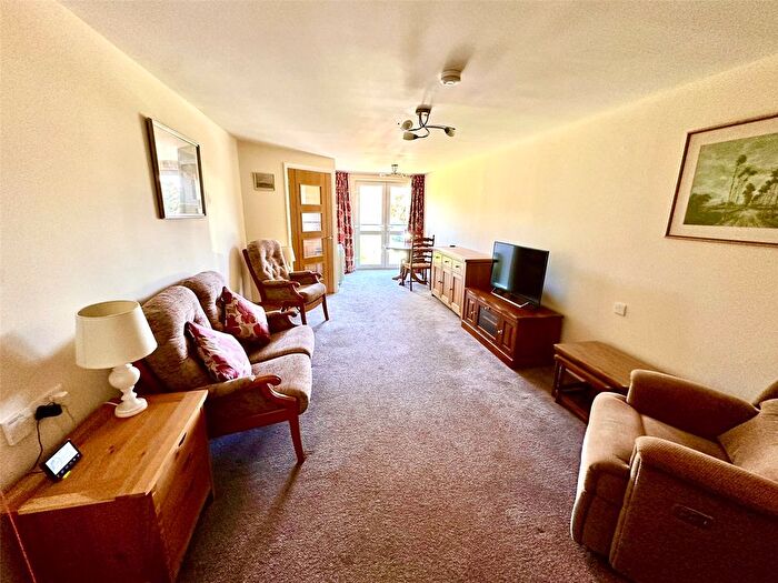 1 Bedroom Flat For Sale In North Road, Ponteland, Newcastle Upon Tyne, Northumberland, NE20
