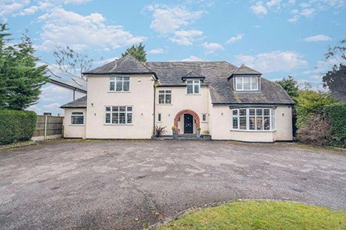 4 Bedroom Detached House For Sale In Weeford Road, Sutton Coldfield, B75